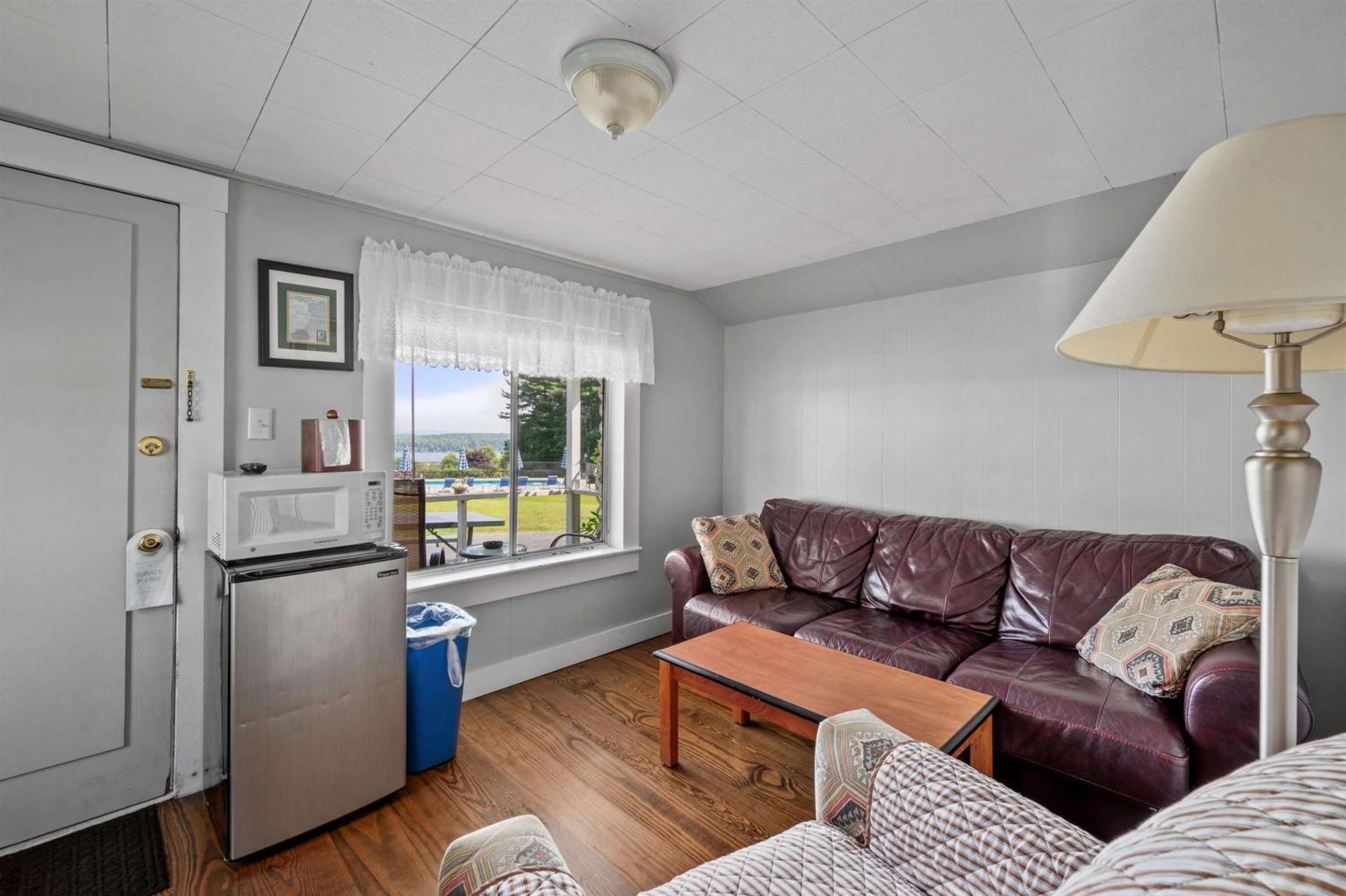 Grand View Resort Weirs Beach Exterior photo